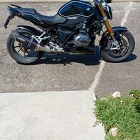 BMW R1200R - BLACK EDITION