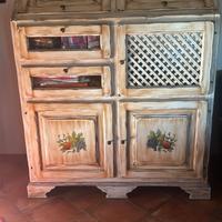 Dispensa in legno
