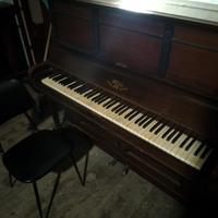 Pianoforte verticale Bell London&Guelph