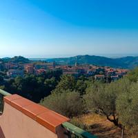 Casa indipendente su due livelli