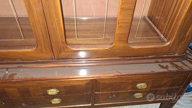   antica credenza