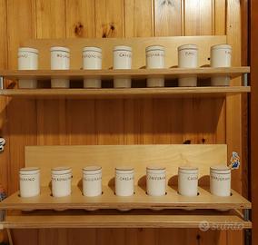 Due ripiani in legno per porta spezie 