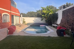 Villa con piscina - porzione abitativa