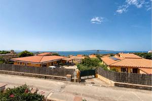 Ampio appartamento vista mare