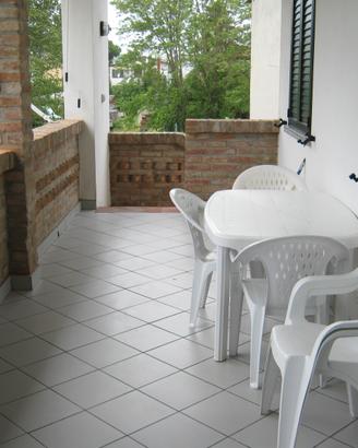 Lido degli Scacchi Villetta CON AMPIO BALCONE