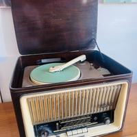 Radio giradischi Telefunken Little Melody d'epoca