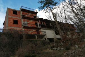 Albergo in costruzione
