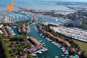  posto barca 12m x 4,30m