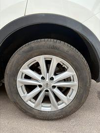 Cerchi 17 nissan 5x114.3 (215/60/17)