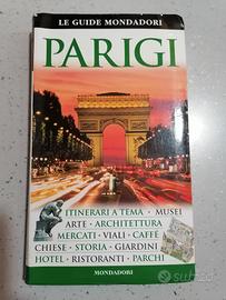 Le guide Mondadori Parigi