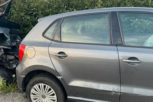 Volkswagen polo 1.6 anno 2017 incidentata