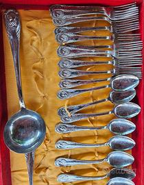 Servizio da 11 di Posate Vintage Placcate Argento