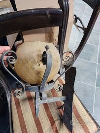 Lampadario in ferro battuto