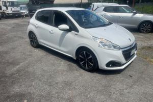 Peugeot 208 2020