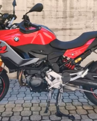 BMW f 900 XR - PERFETTA