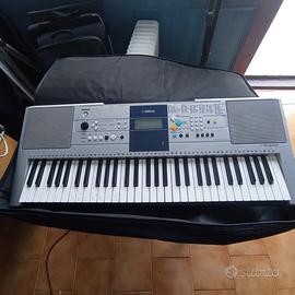 tastiera yamaha PSR e 323