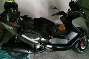 KYMCO XCITING 300 i R verde militare 