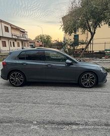 RARA VOLKSWAGEN GOLF 8 DSG Full Optional GARANZIA