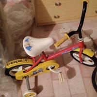 bicicletta con rotelle