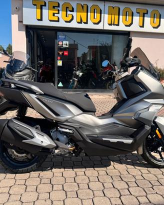 Sym ADX 300 * PROMO NOVEMBRE * MY2026 *