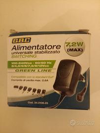 Alimentatore universale stabilizzato 
