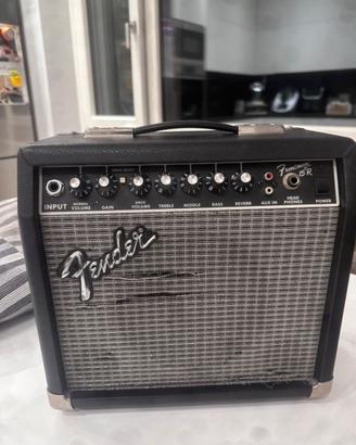 Amplificatore fender frontman 15 R buone condizion