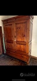 Armadio vintage a due ante