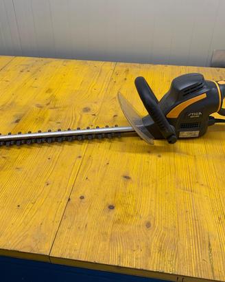 TAGLIASIEPE STIGA SHT 600