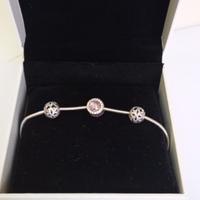 PANDORA ESSENCE Bracciale + charm