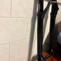 Forcella rock shox