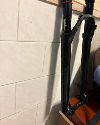 Forcella rock shox