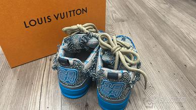 Sneakers stile luxury denim con strass