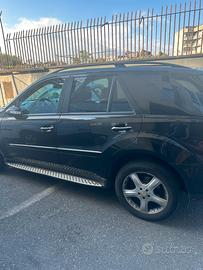 Mercedes ML 320  4 Matic