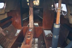 Barca a vela in alluminio con chiglia retrattile