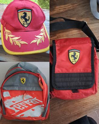 cappellino, borsello e zaino Ferrari 