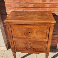 Comodino stile Luigi XVI