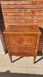 Comodino stile Luigi XVI