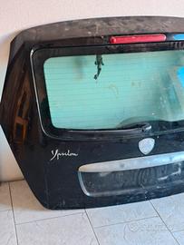 cofano lancia Ypsilon 