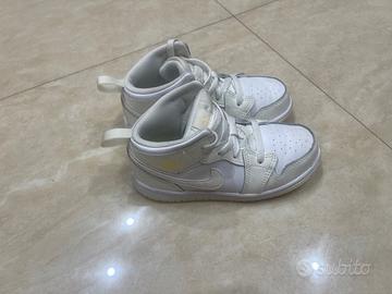 Scarpe per bambini marca Nike