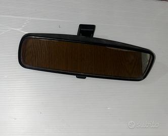 Specchietto retrovisore auto