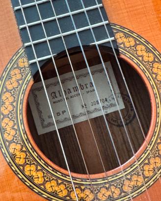 Chitarra classica Alhambra 5p