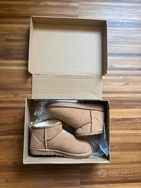 Ugg Classic Ultra Mini 38 nuove con scatola