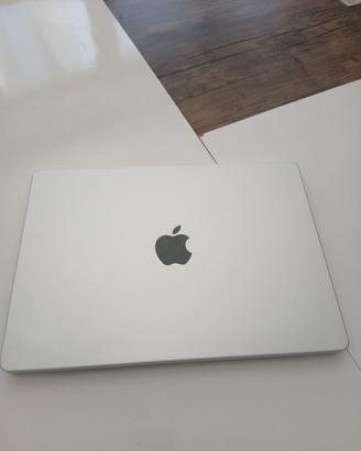 MacBook Pro 14” (2021) M1 Pro 16GB