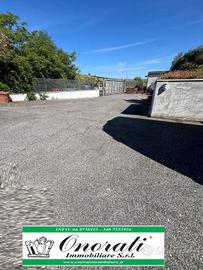 Immobile di 1480 m² con più di 5 locali a Guidonia