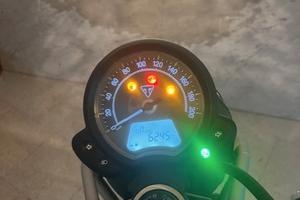 Triumph Street Scrambler - 2017