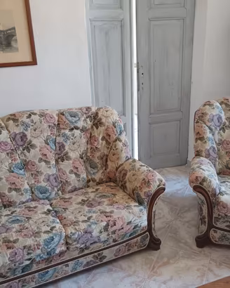 Divano e poltrona