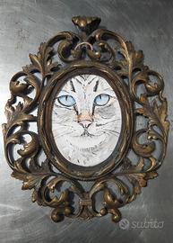 Cornice bronzo ritratto gatto a china