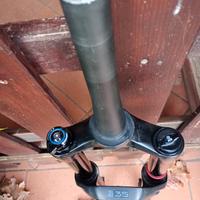Forcella e-bike  Rock Shox Deluxe Select+ da 35 mm