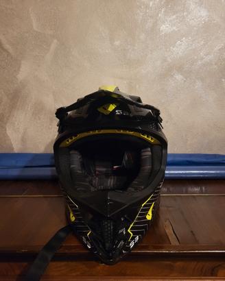 casco da cross 