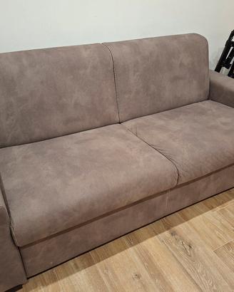 Divano letto a ribalta